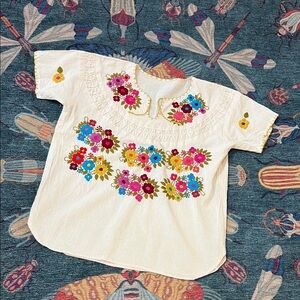 Vintage Embroidered Mexican Flower cotton boho blouse M
